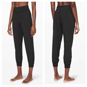 Lululemon Sun Setter Jogger 28"